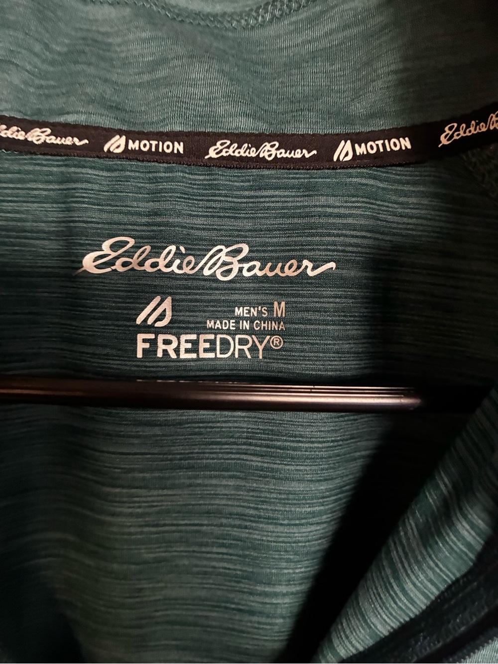 Eddie Bauer Men's Half-Zip Long Sleeve Shirt in Teal Green - Picture 2 of 4